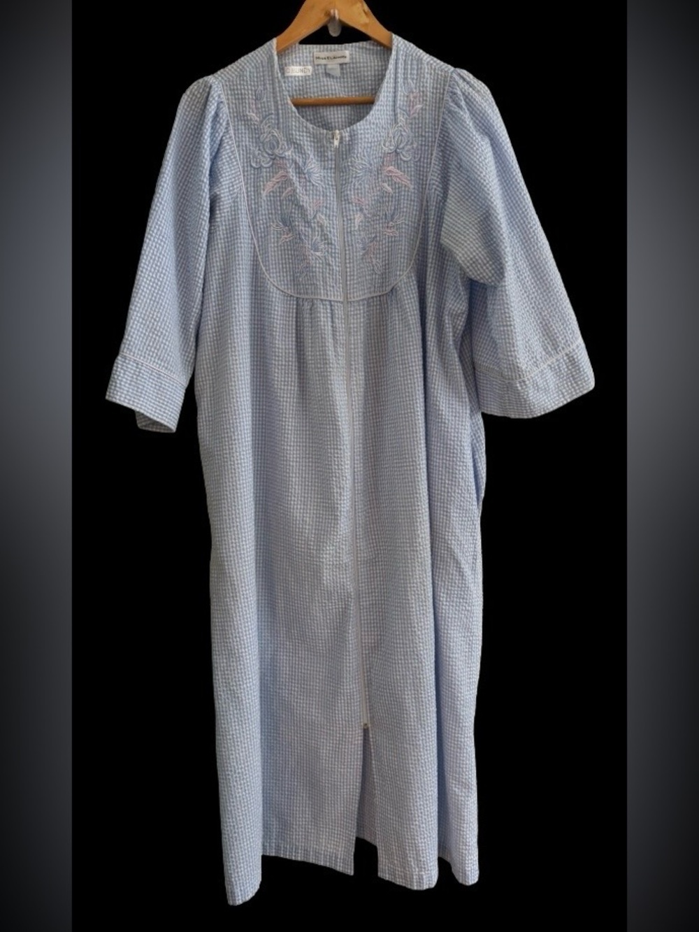 Miss Elaine VTG lt blu seersucker frnt zp robe WM XL sustainable cozy
